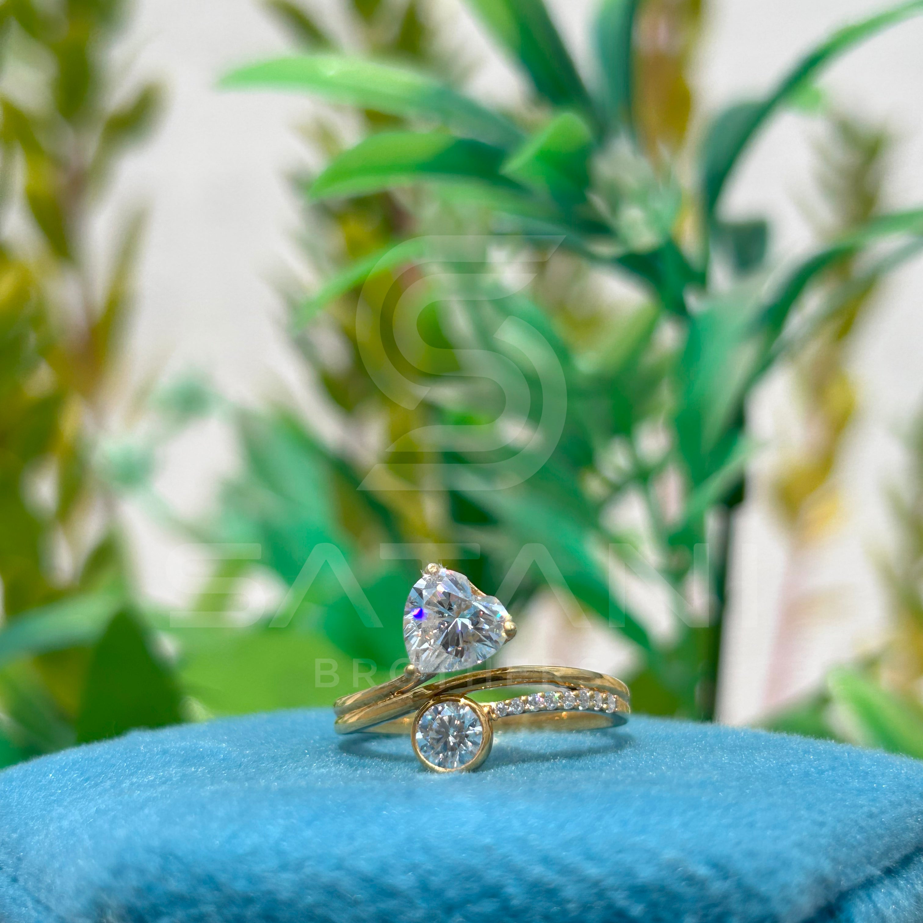 "Heart Cut Moissanite Toi et Moi Engagement Ring in Yellow Gold" ππ