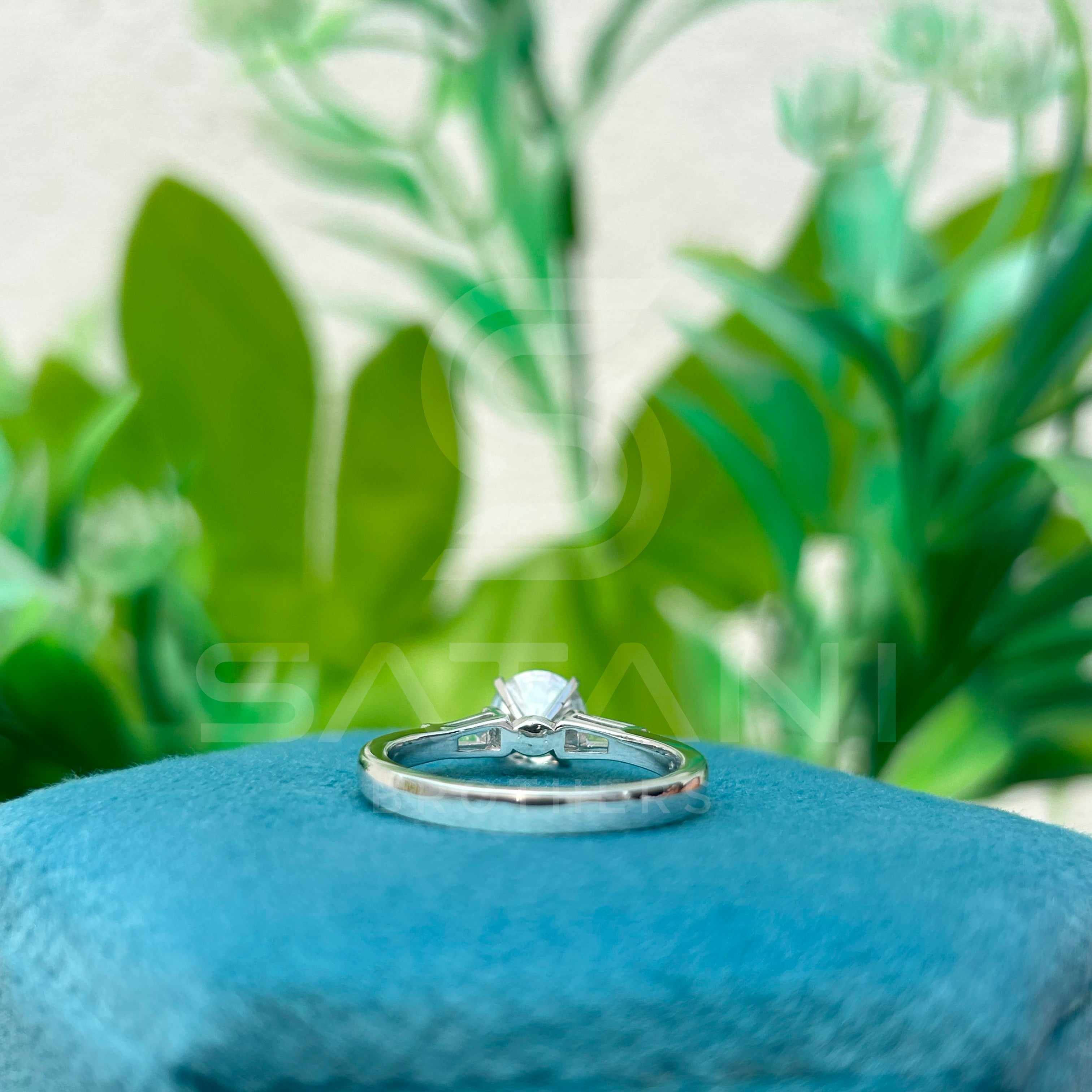 "Round Cut Moissanite Solitaire Engagement Ring with Side Baguettes" π