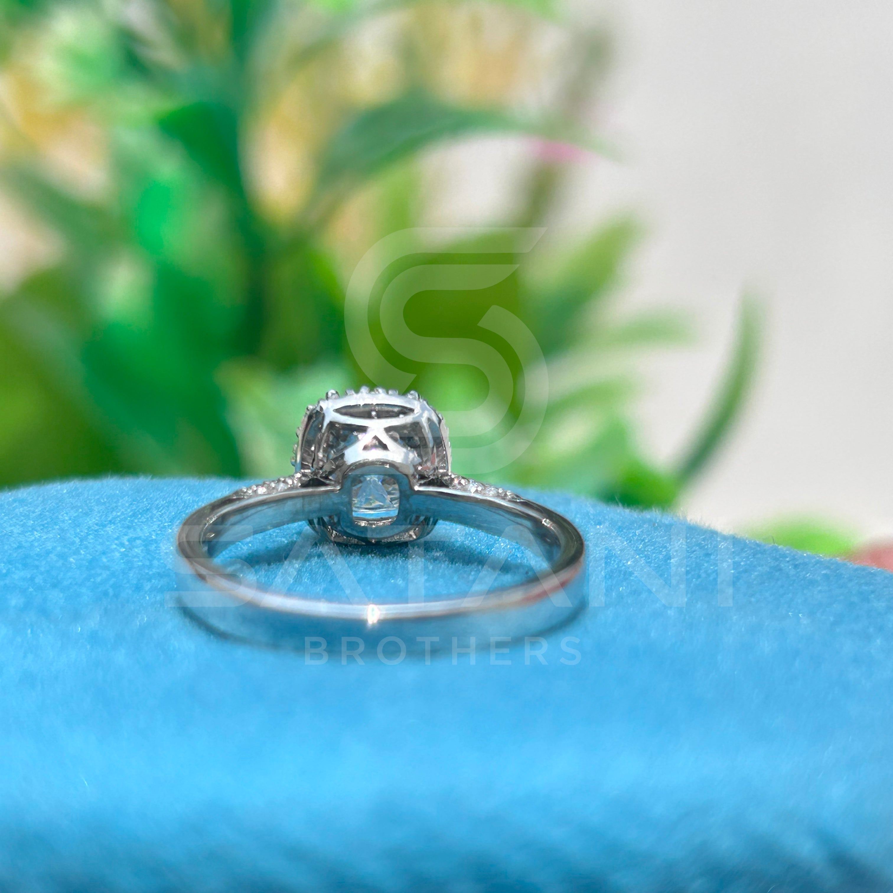 Cushion Cut Halo Diamond Engagement Ring in White Gold
