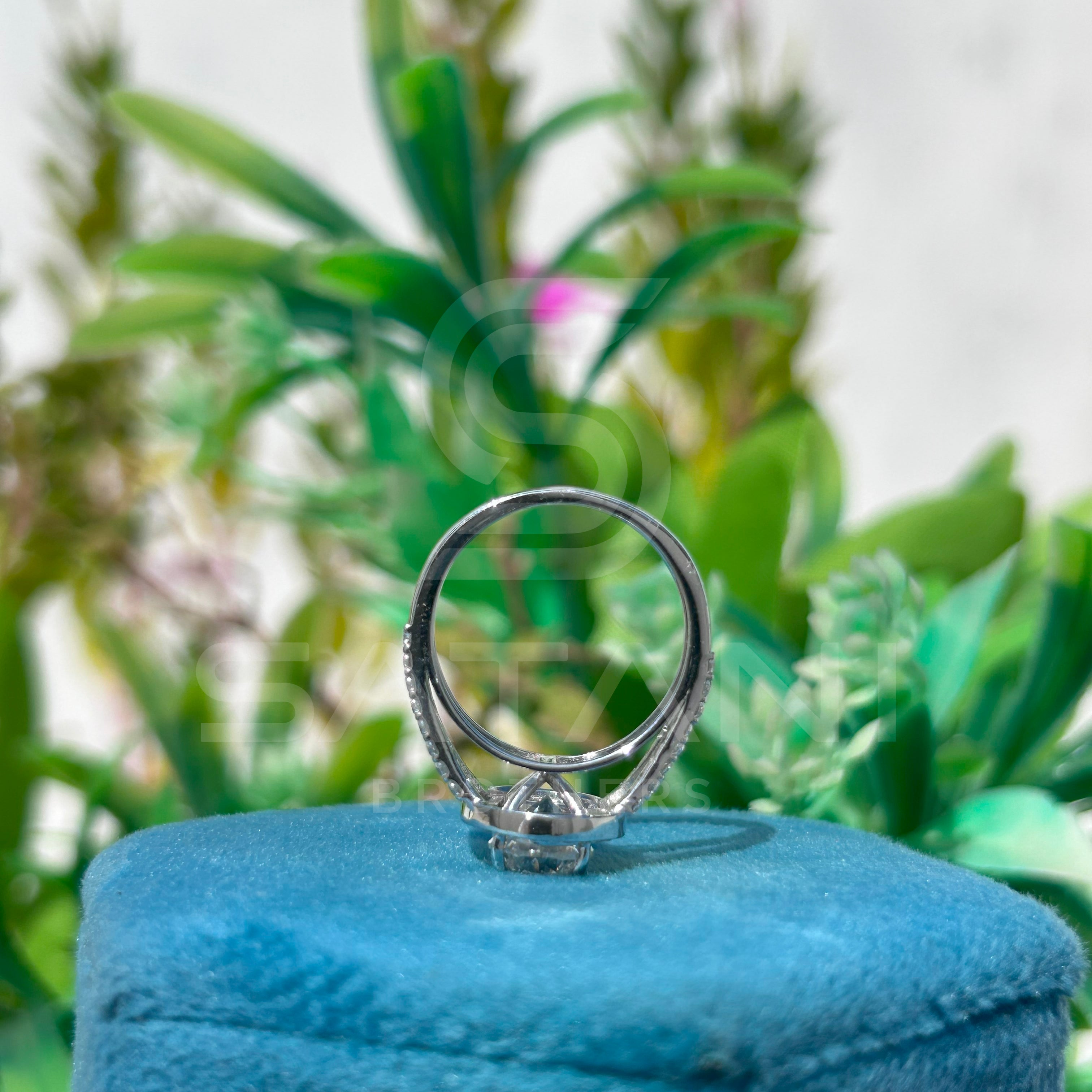 "Oval Cut Halo Diamond Engagement Ring with Split Shank – White Gold Oval Solitaire with Pave Band"