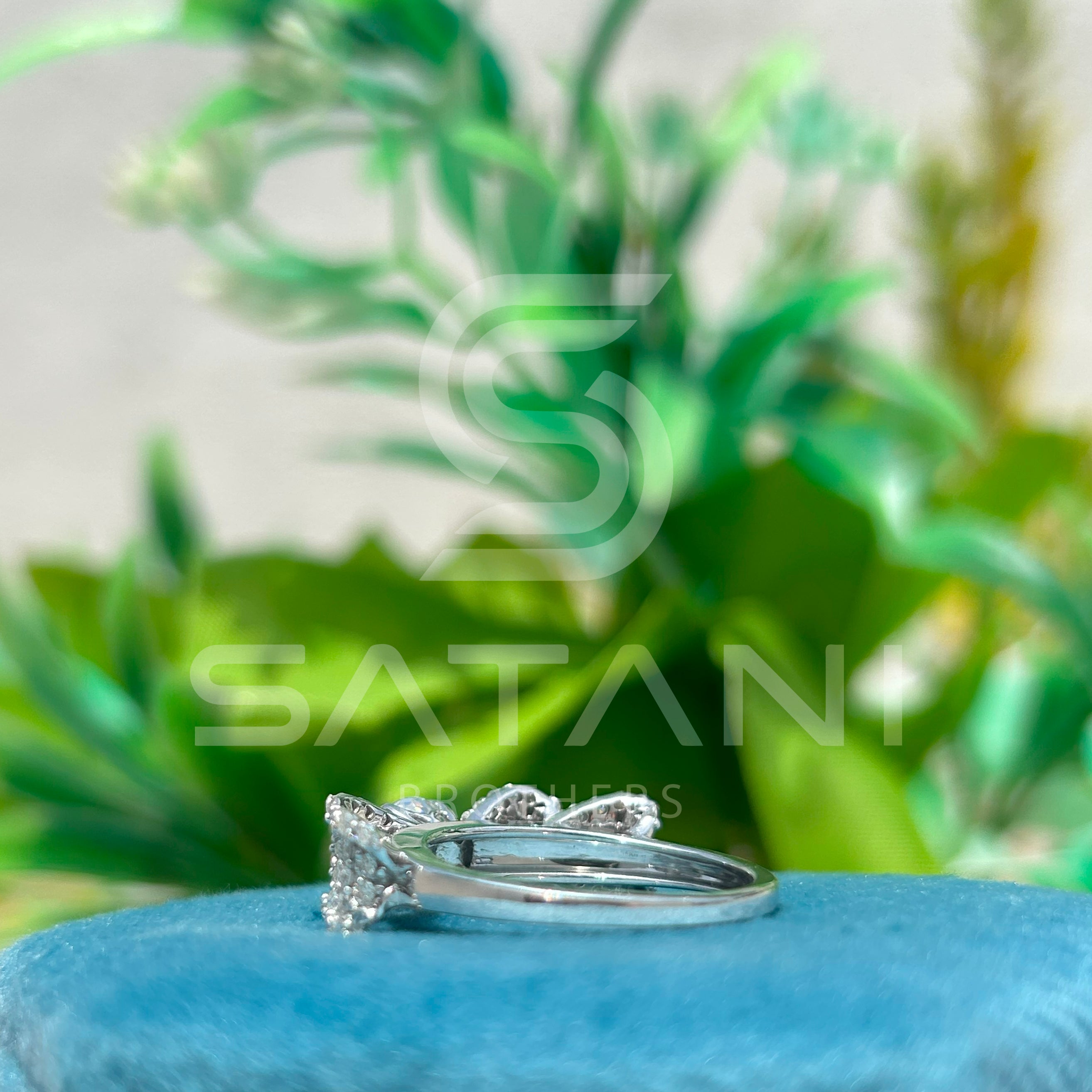 14K White Gold Bow Design Engagement Ring with Round Brilliant Cut Diamond & Pave Accents