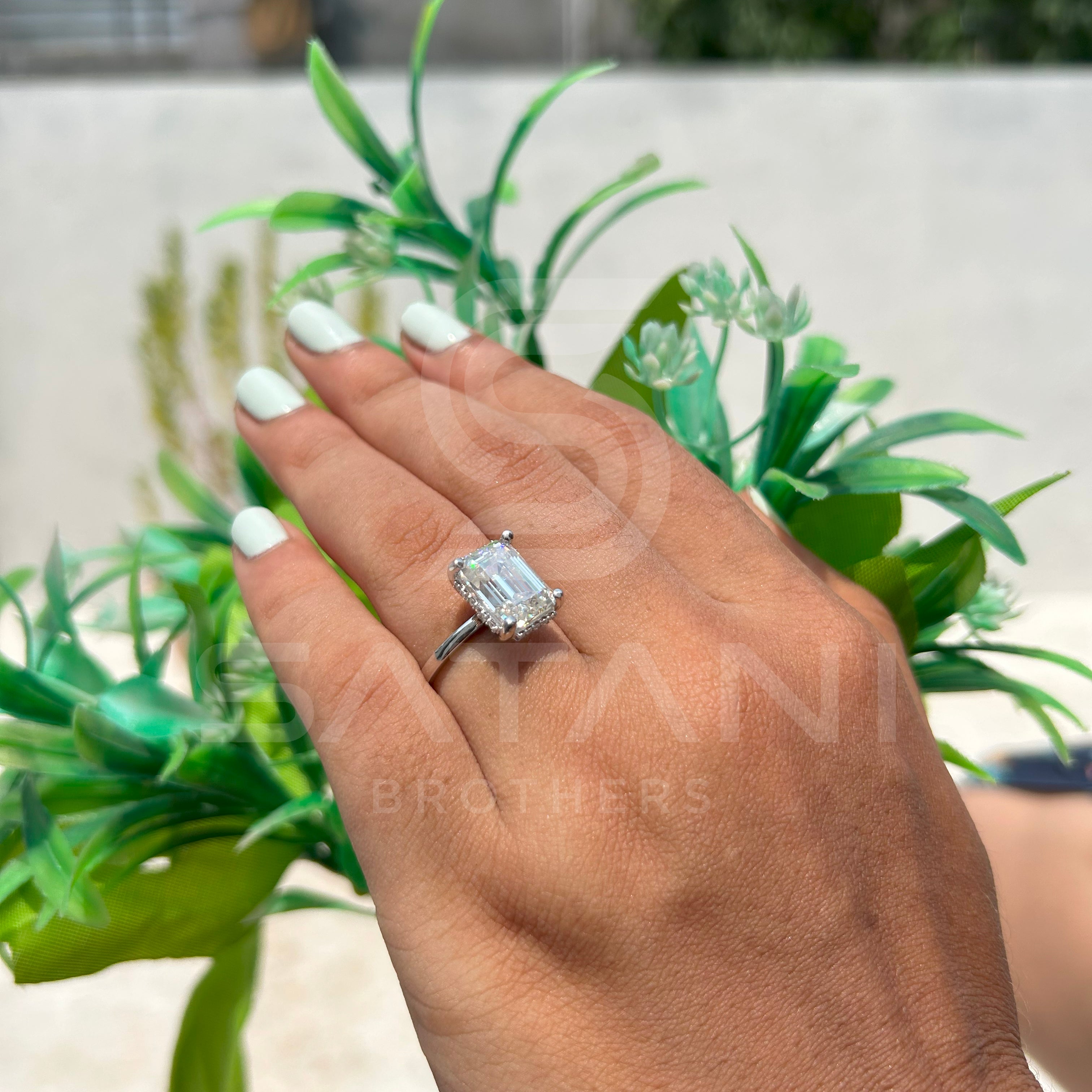 Emerald Cut Moissanite Ring β Elegant Solitaire Moissanite Jewellery in White Gold, Perfect Engagement, Wedding & Anniversary Gift by Satani Brothers