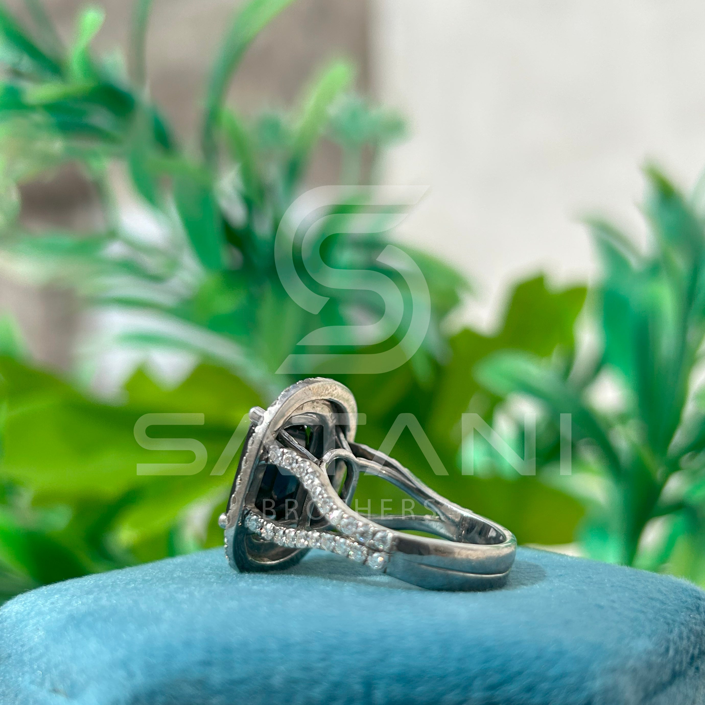 Elegant Black Onyx & Diamond Halo Ring  Timeless Black Gemstone Ring with Double Diamond Halo  Luxury Emerald-Cut Black Onyx Ring  Bold & Beautiful Black Stone Statement Ring  Vintage-Inspired Black Onyx and Diamond Ring