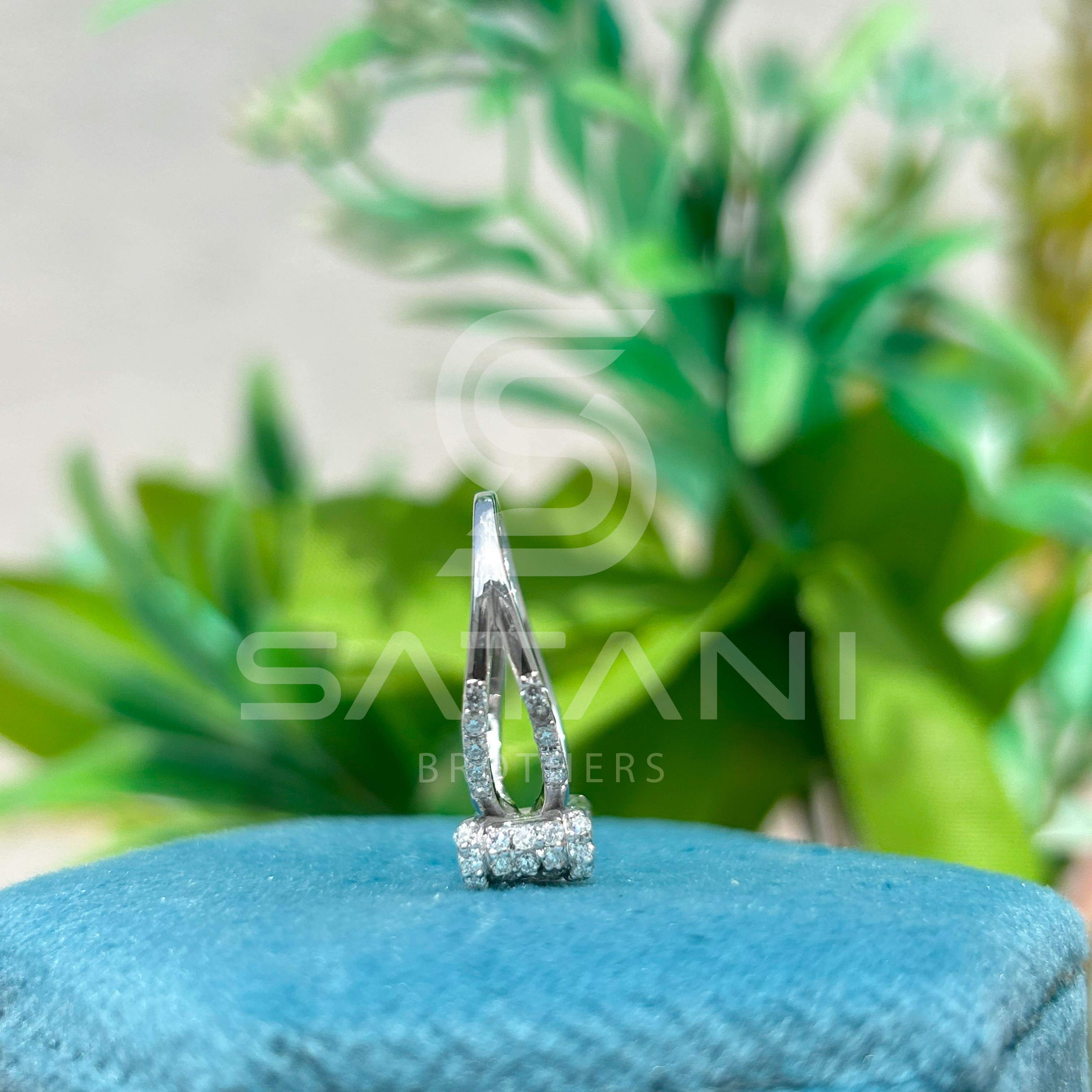 Moissanite Bow Engagement Ring – Round Cut Solitaire with Pave Diamond Accents, Unique Ribbon Design Bridal Ring, White Gold/Platinum"