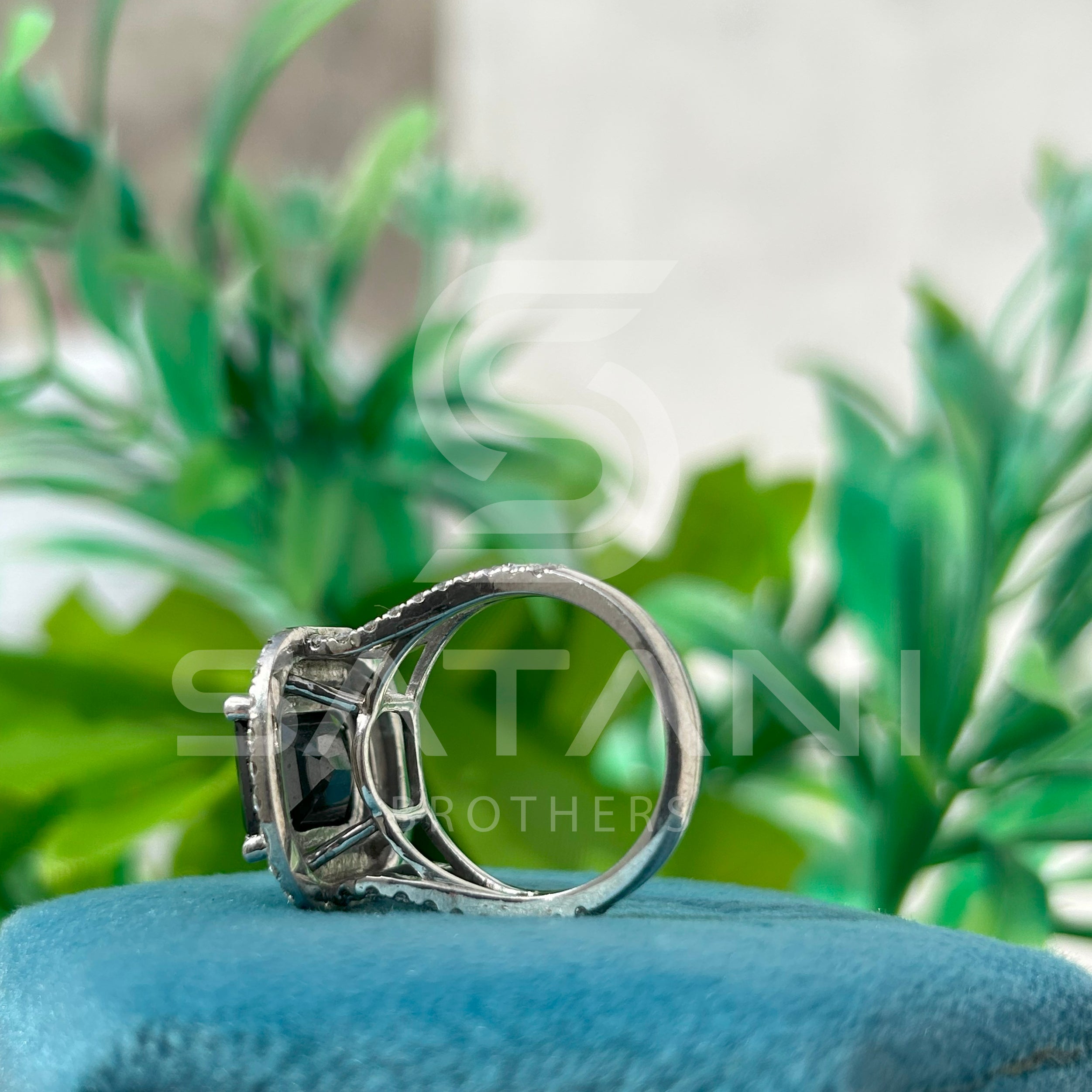 Elegant Black Onyx & Diamond Halo Ring  Timeless Black Gemstone Ring with Double Diamond Halo  Luxury Emerald-Cut Black Onyx Ring  Bold & Beautiful Black Stone Statement Ring  Vintage-Inspired Black Onyx and Diamond Ring