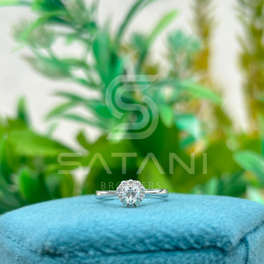 "Heart Shape Diamond Engagement Ring – Halo Design in White Gold"