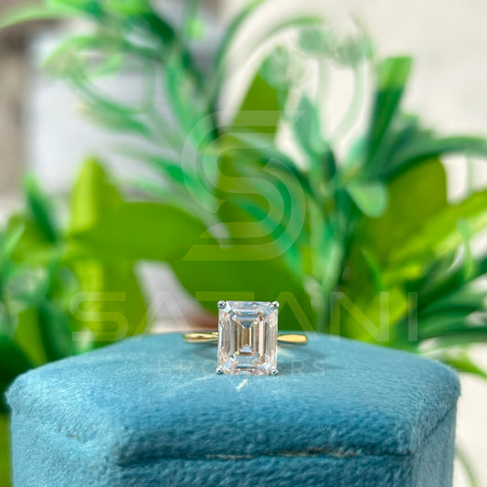 Emerald Elegance Solitaire