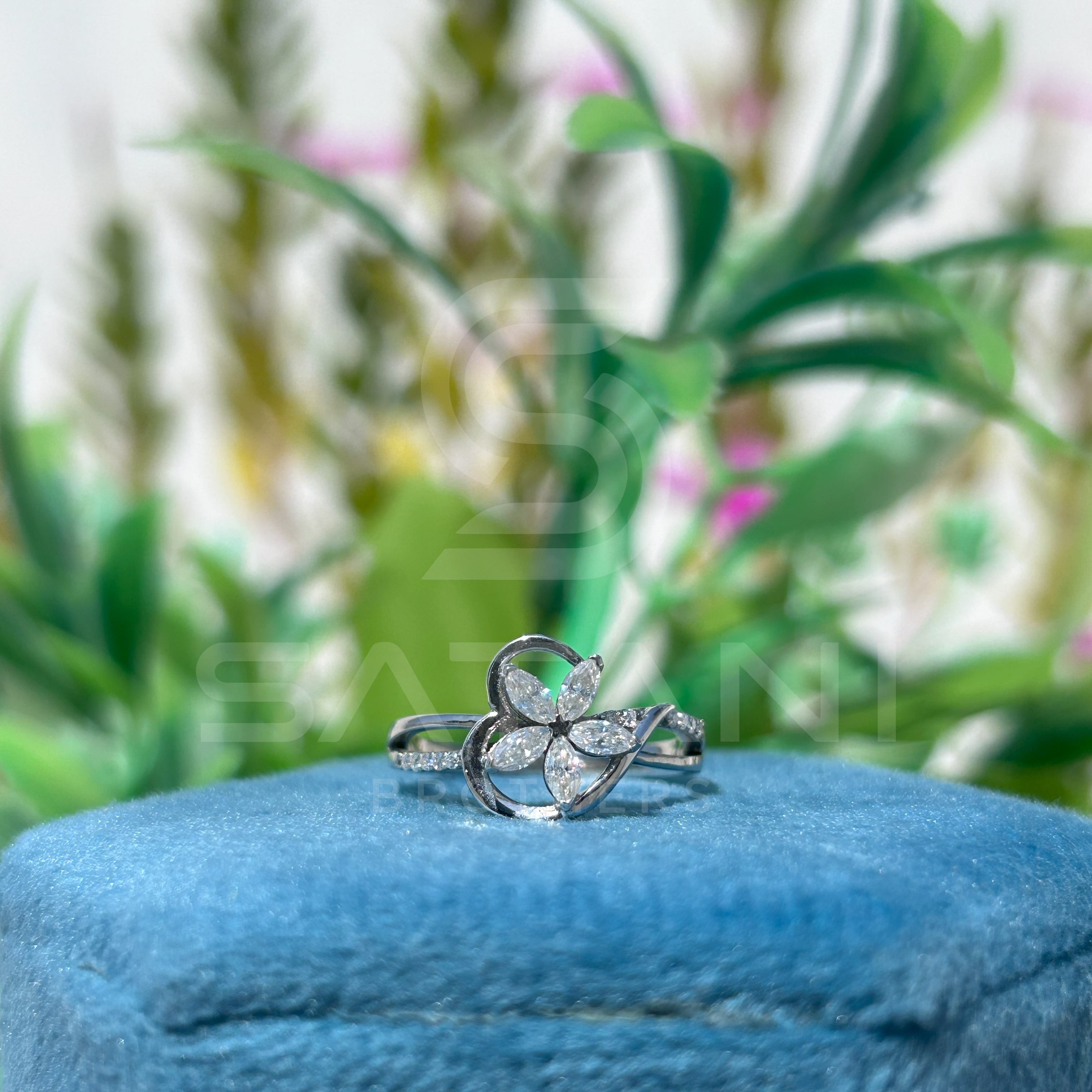 "Floral Design Moissanite Ring in Sterling Silver" 🌸