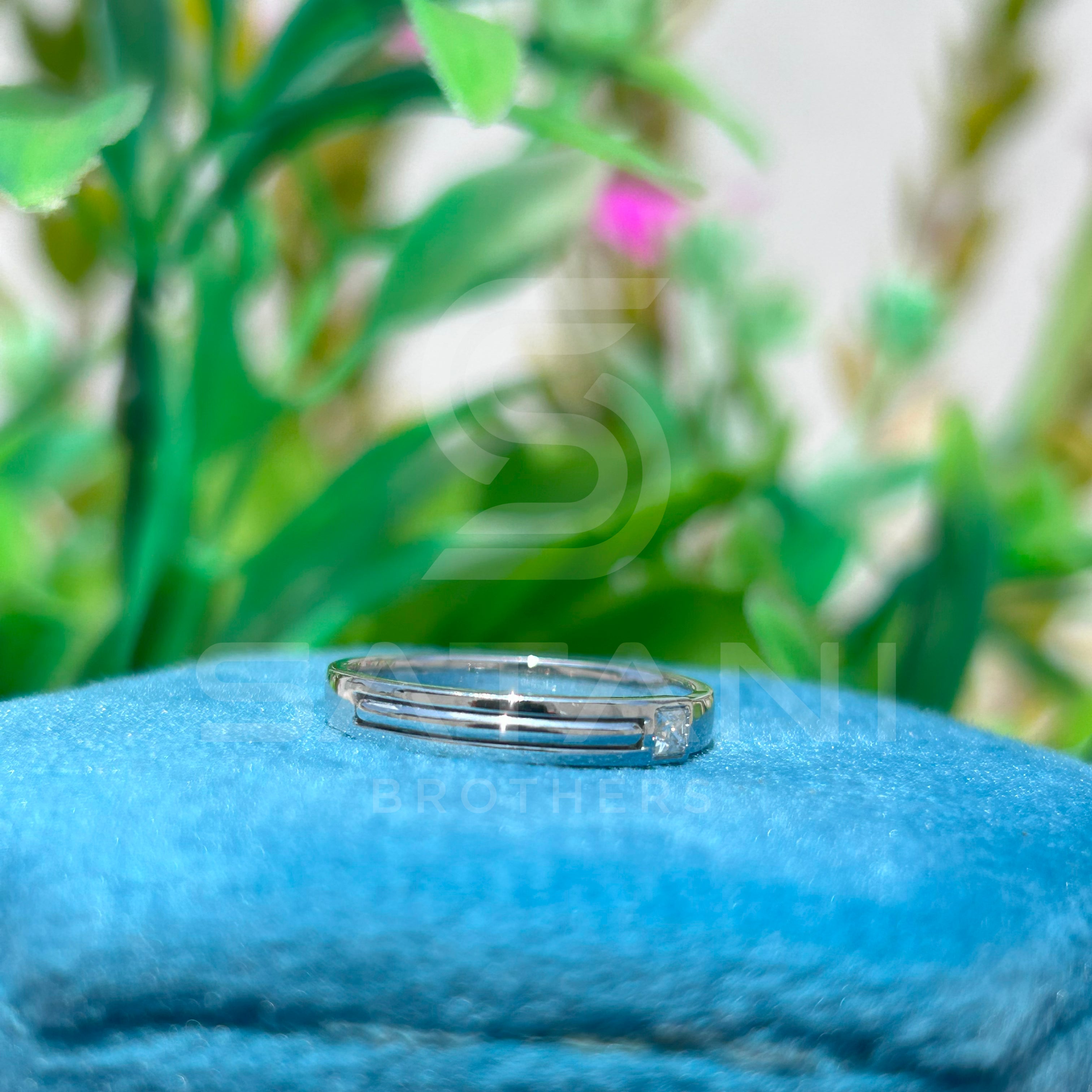 "Minimalist Princess Cut Diamond Ring in White Gold – Dainty Promise Ring for Women"