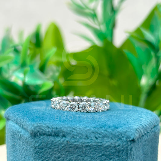 "Round Brilliant Moissanite Eternity Band – Full Circle Wedding Ring, Anniversary Band, 14K White Gold, Classic Stacking Ring"