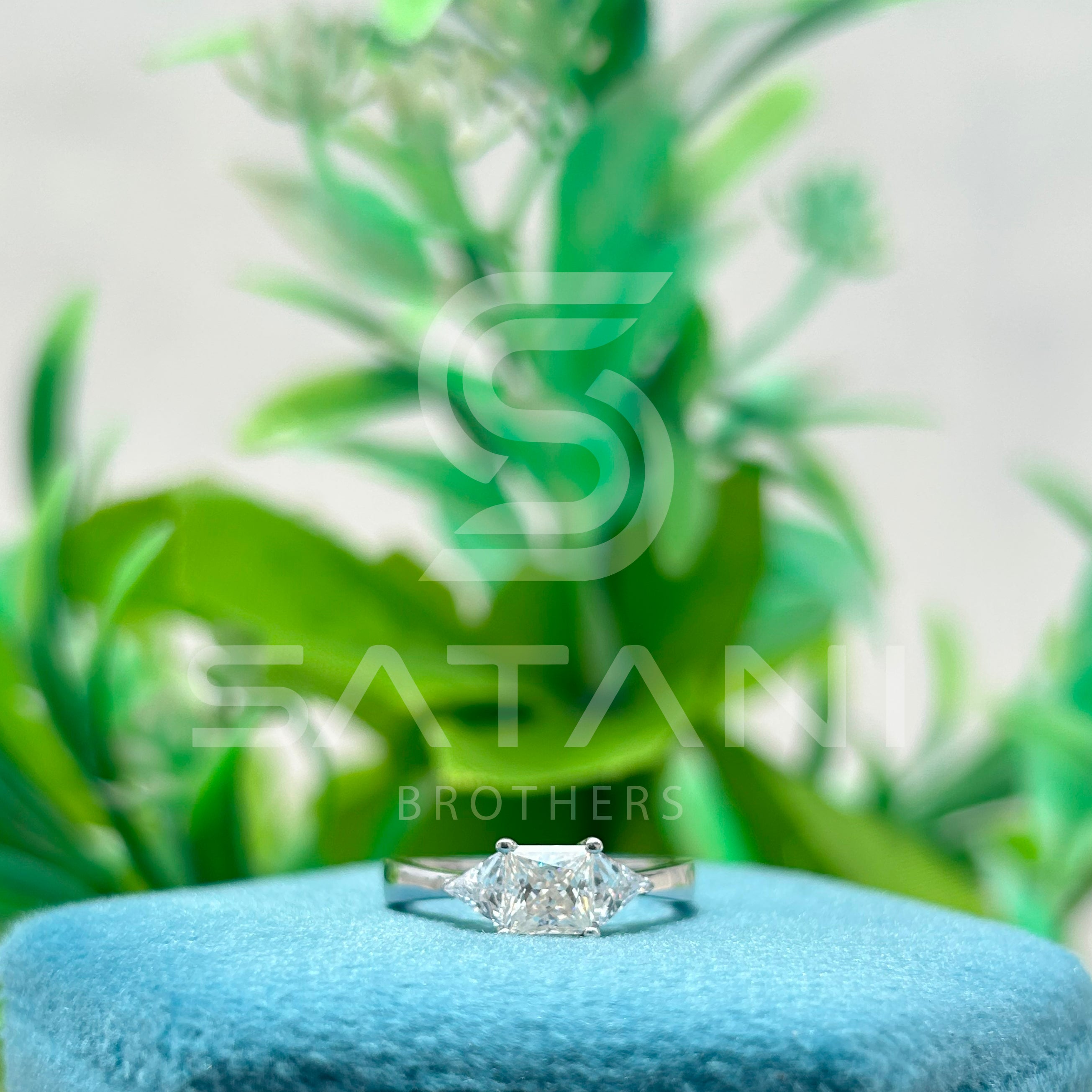 Princess Cut Diamond Three Stone Engagement Ring with Trillion Side Stones