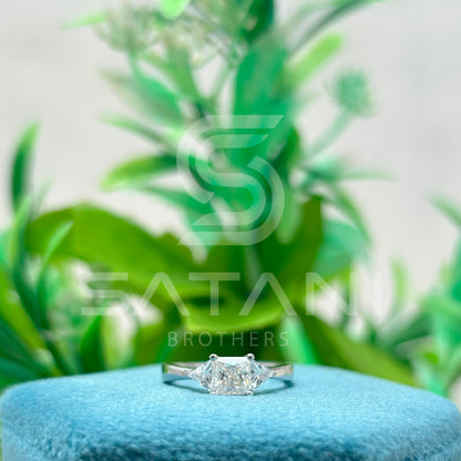 Princess Cut Diamond Three Stone Engagement Ring with Trillion Side Stones
