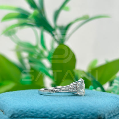Oval Cut Diamond Engagement Ring, 10K White Gold Solitaire Ring with Side Stones, Classic Bridal Jewelry