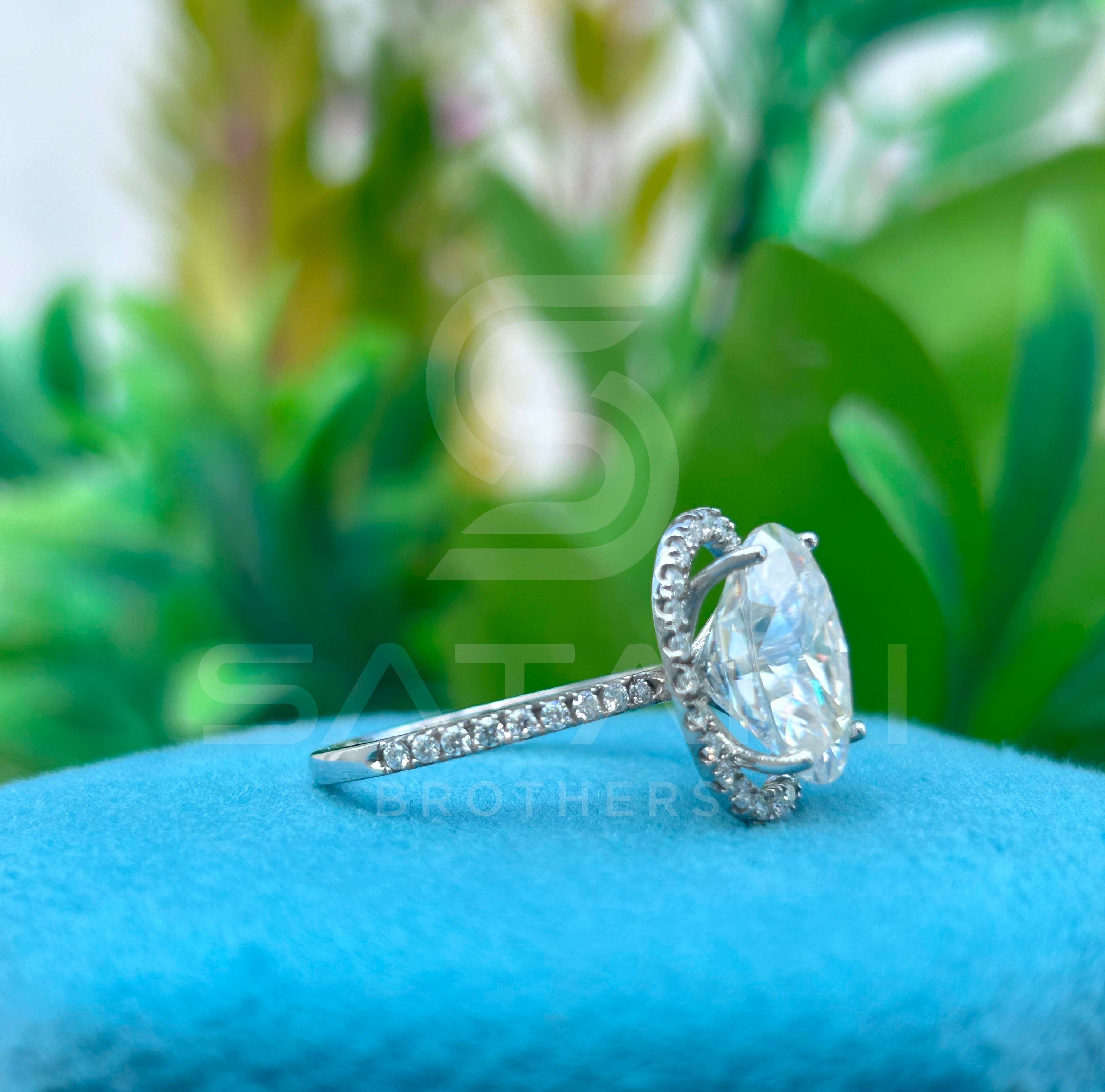 Luxury Oval Moissanite Engagement Ring with Side Stones in Yellow Gold