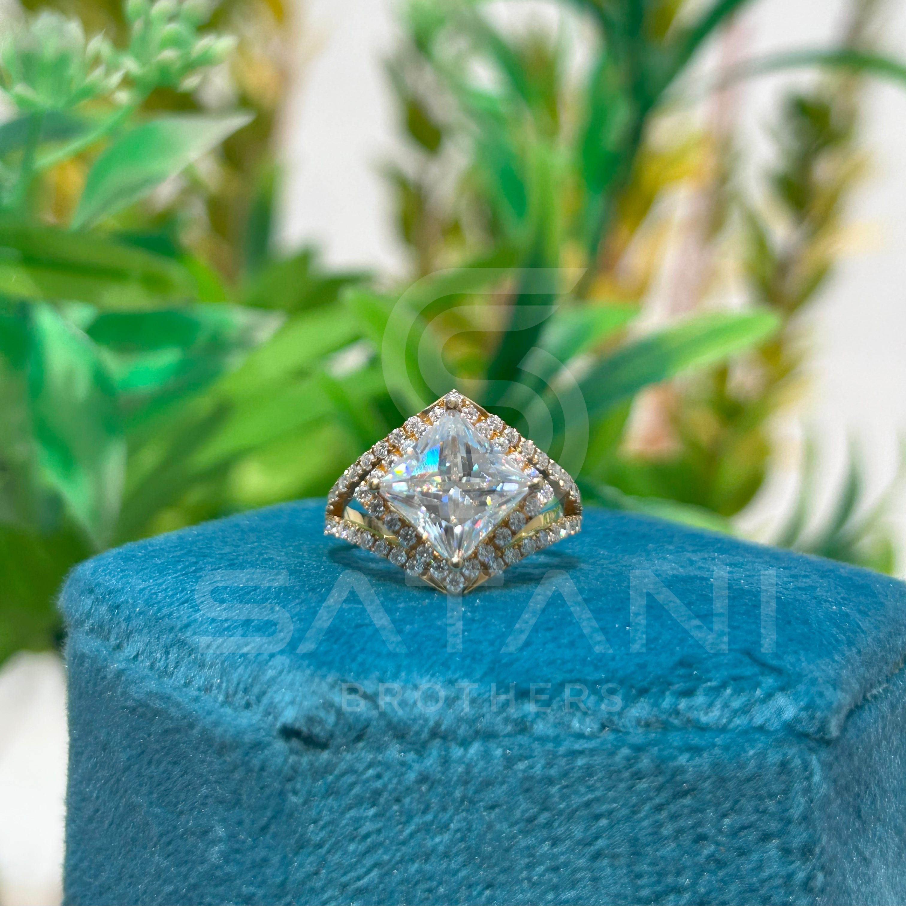 “Princess Cut Diamond Ring with Double Halo Split Shank – Statement Engagement Ring, 14K Gold Luxury Cocktail Ring”