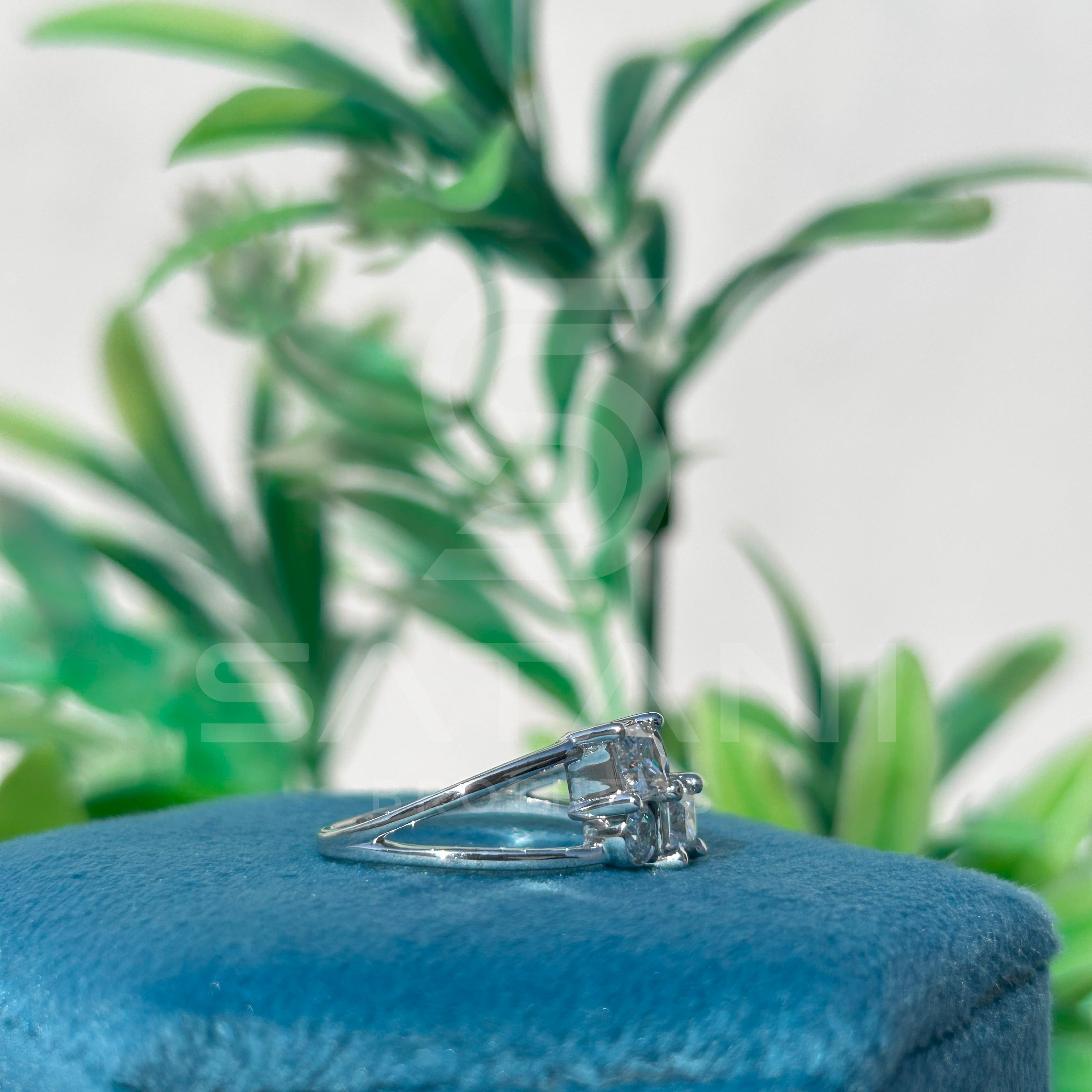 Modern Moissanite Cluster Ring | Princess & Round Cut Moissanite Ring | Unique 4-Stone Statement Ring | Minimalist Engagement Ring | 925 Silver