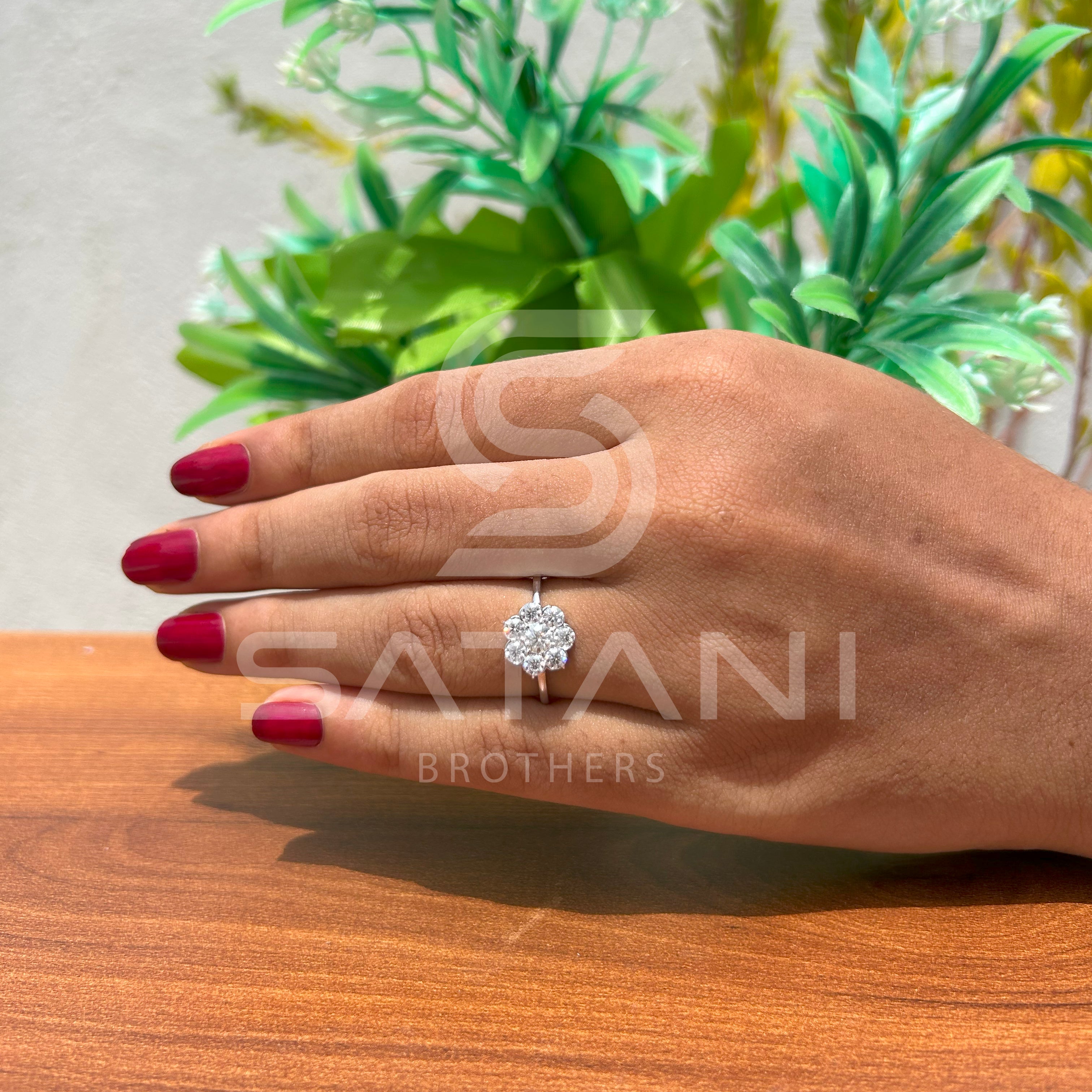 Elegant Diamond Cluster Flower Ring – Timeless Floral Design in White Gold