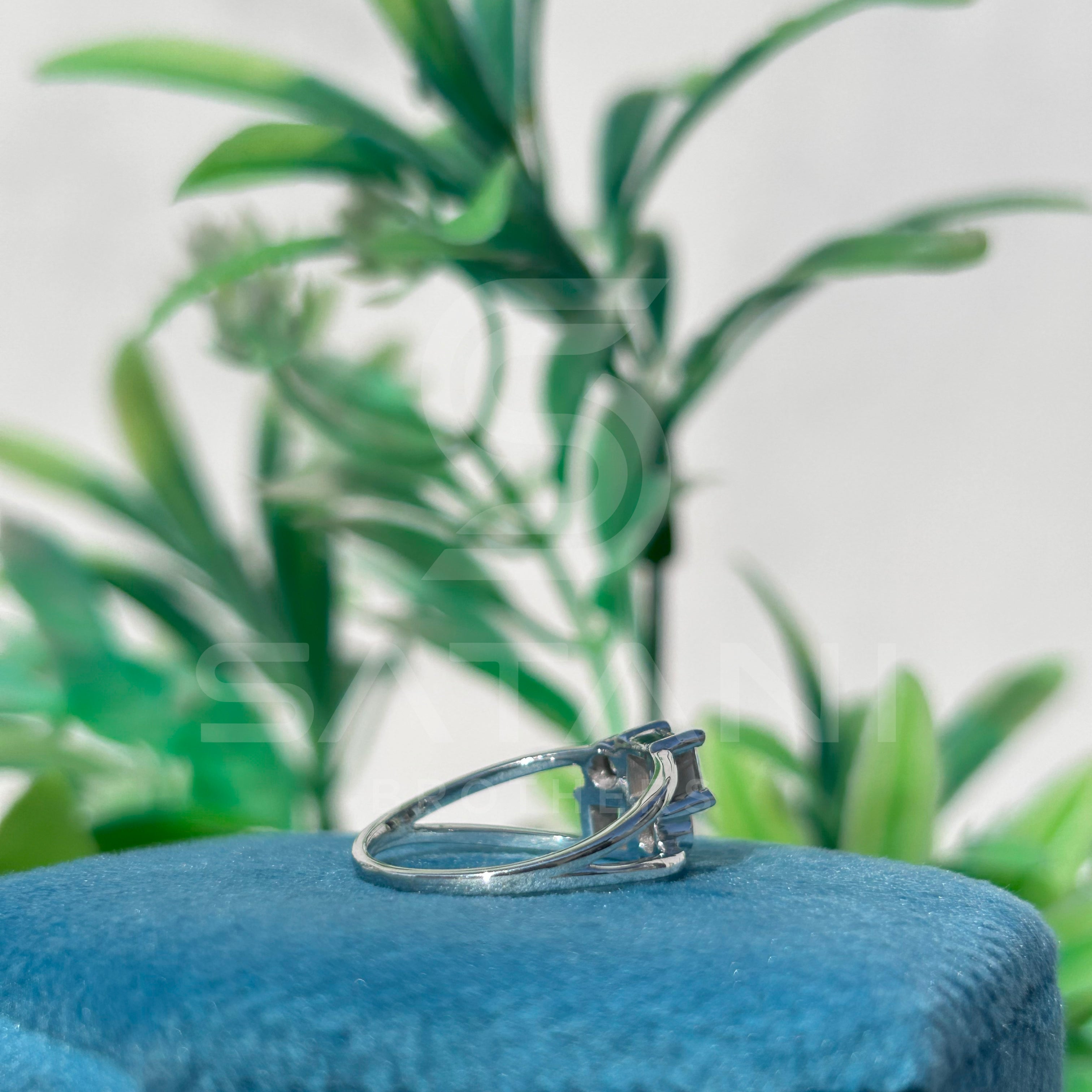 Modern Moissanite Cluster Ring | Princess & Round Cut Moissanite Ring | Unique 4-Stone Statement Ring | Minimalist Engagement Ring | 925 Silver