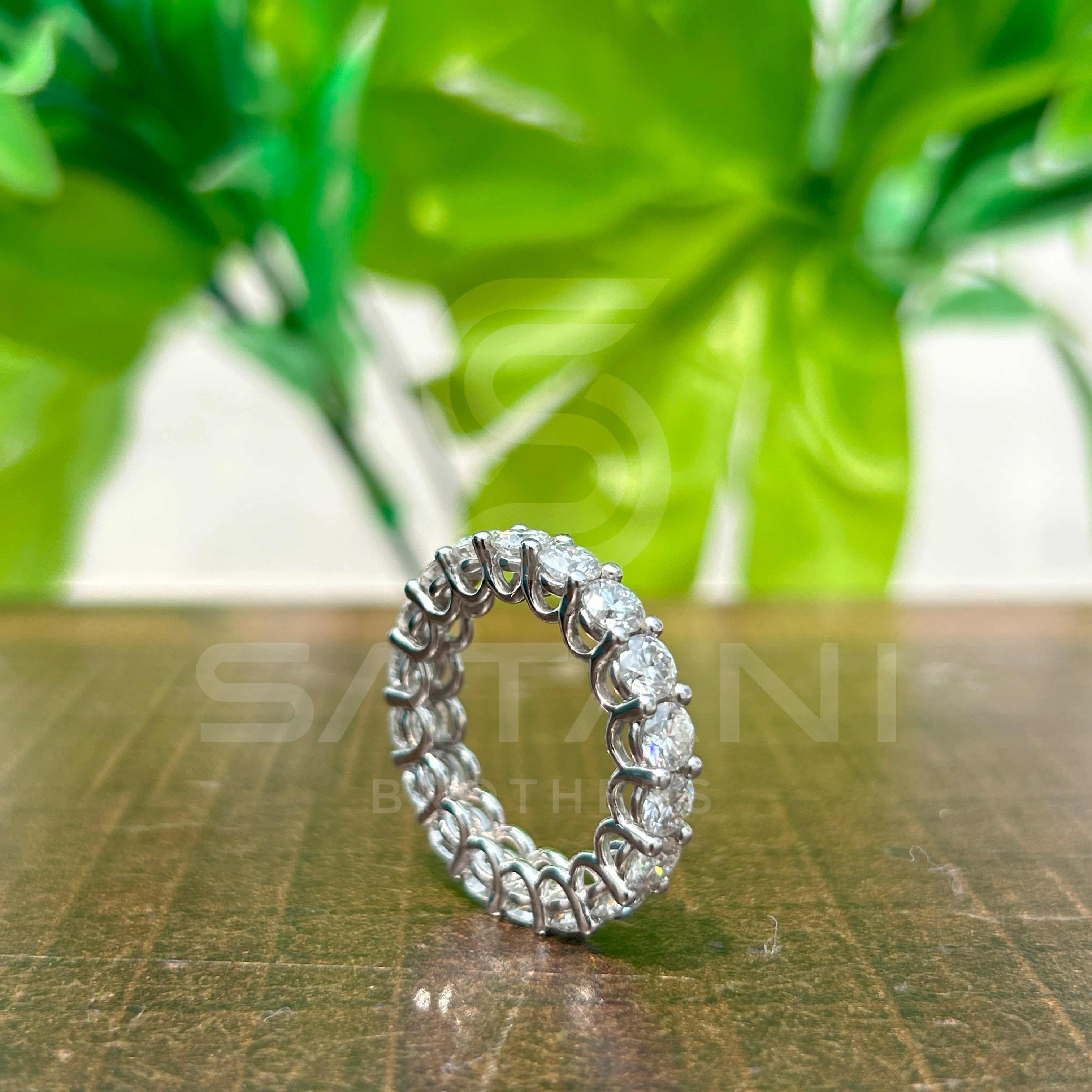"Round Brilliant Moissanite Eternity Band – Full Circle Wedding Ring, Anniversary Band, 14K White Gold, Classic Stacking Ring"