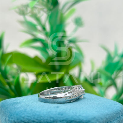 Vintage Filigree Engagement Ring – Round Brilliant Solitaire with Split Shank, Elegant Promise or Wedding Ring
