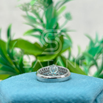 Vintage Filigree Engagement Ring – Round Brilliant Solitaire with Split Shank, Elegant Promise or Wedding Ring