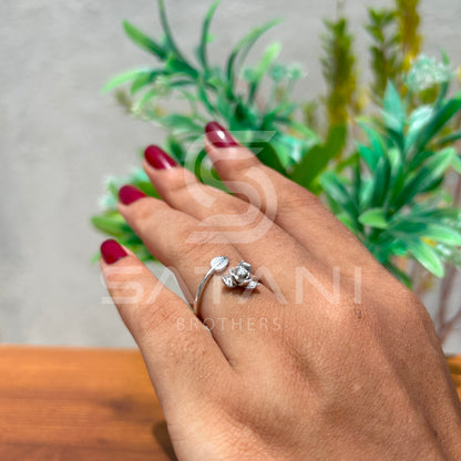 Sterling Silver Rose & Leaf Adjustable Ring – Nature-Inspired Floral Design