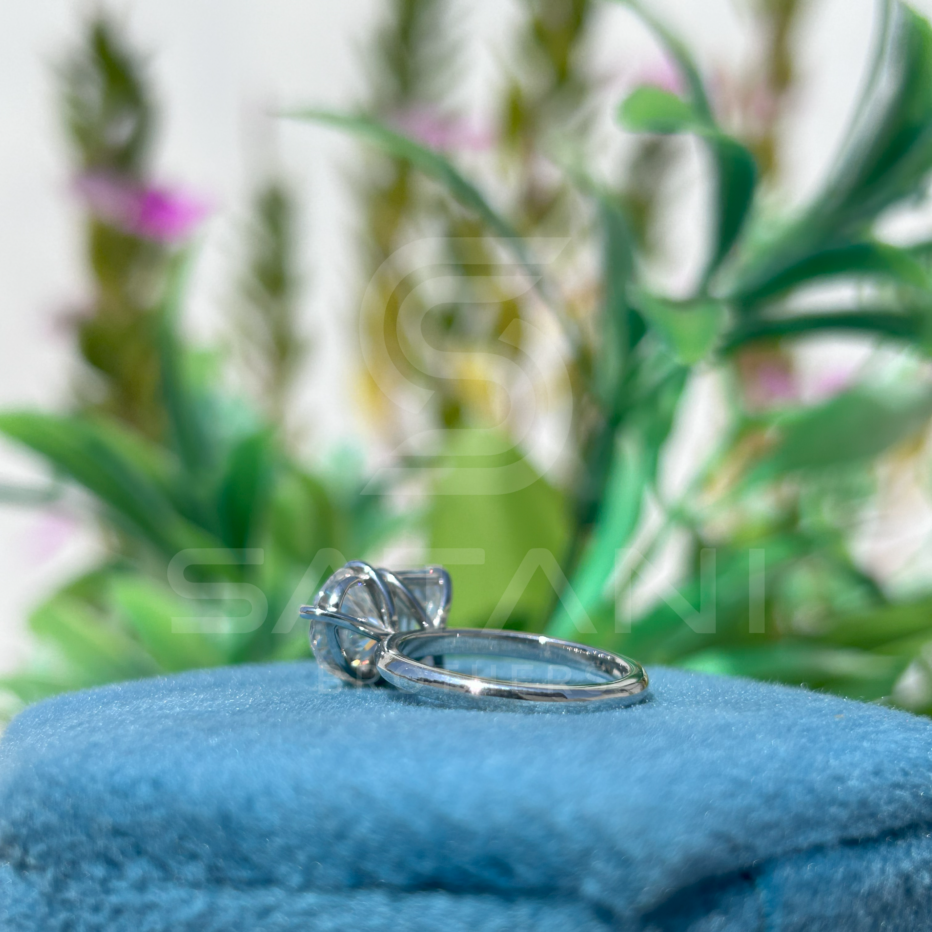 Eternal Duo Toi et Moi Ring – Emerald Cut & Pear Cut Diamonds in Platinum