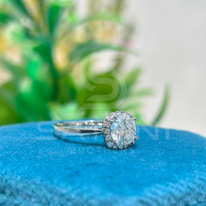 Cushion Cut Halo Diamond Engagement Ring in White Gold