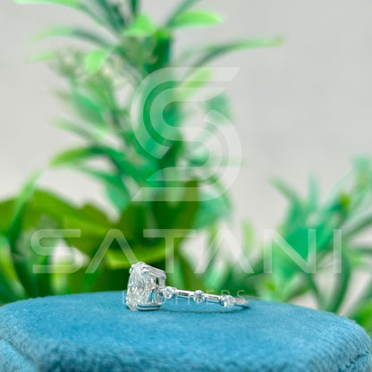 "Oval Cut Moissanite Engagement Ring – Dainty Solitaire with Side Stones, 14K White Gold, Promise Ring, Minimalist Bridal Jewelry"