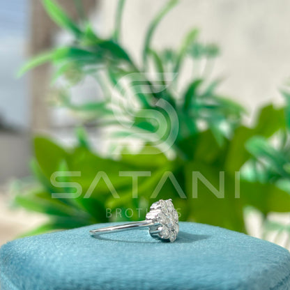 Elegant Diamond Cluster Flower Ring – Timeless Floral Design in White Gold