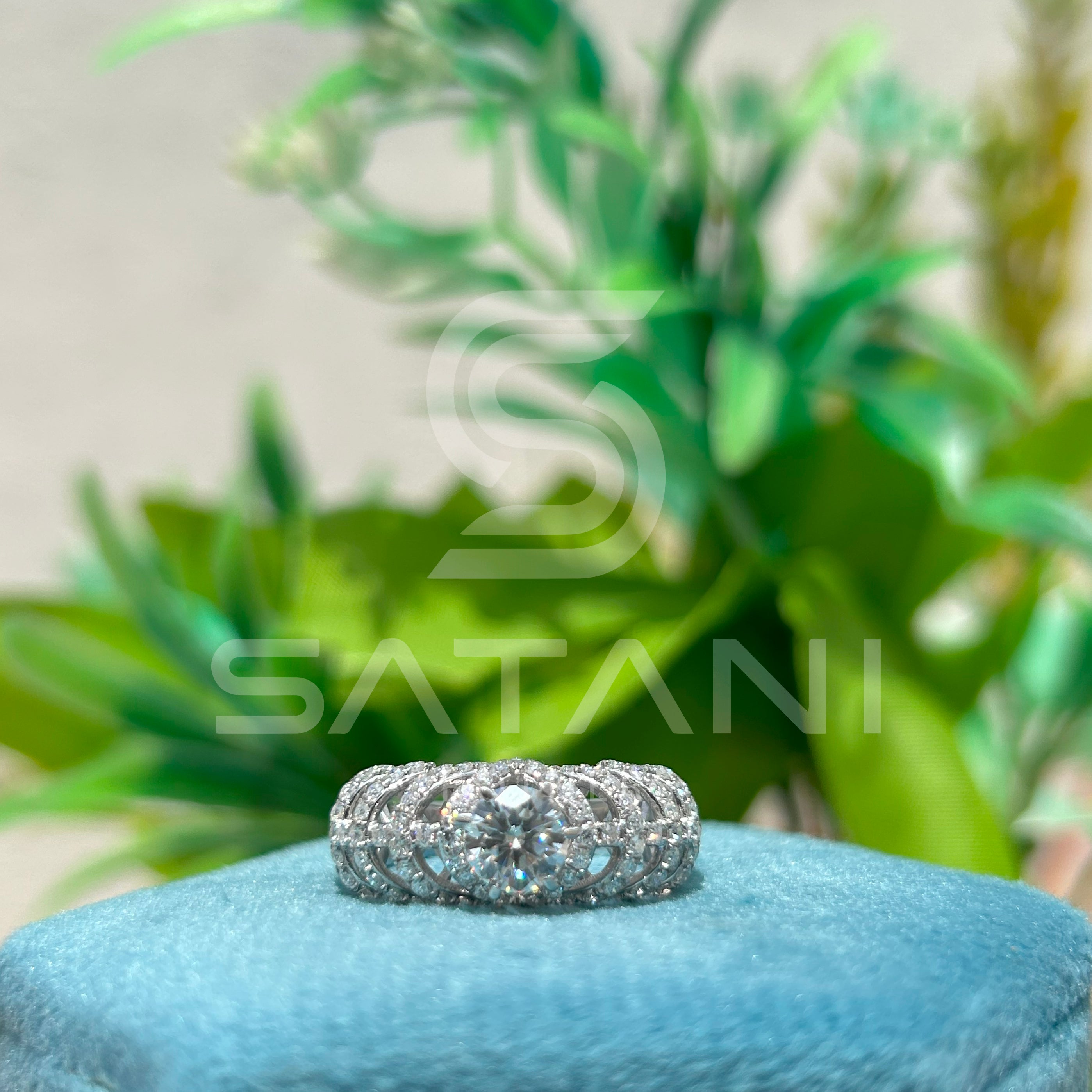 Eternal Crown Diamond Ring