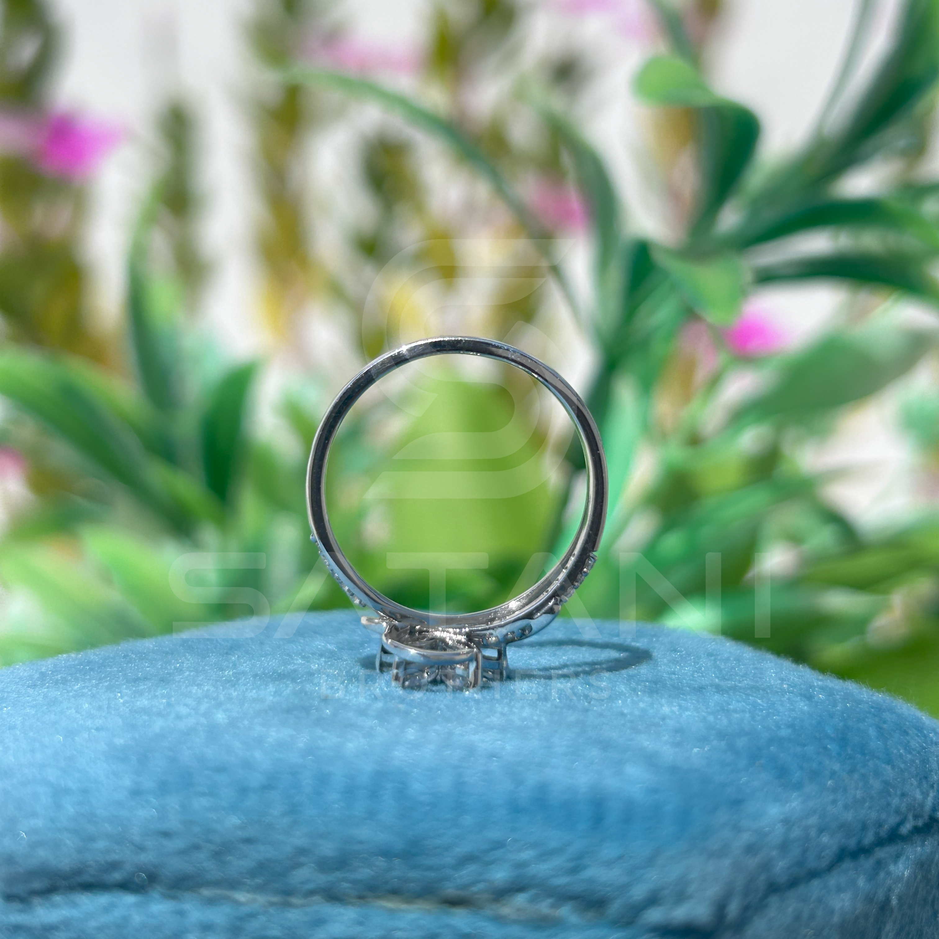 "Floral Design Moissanite Ring in Sterling Silver" 🌸
