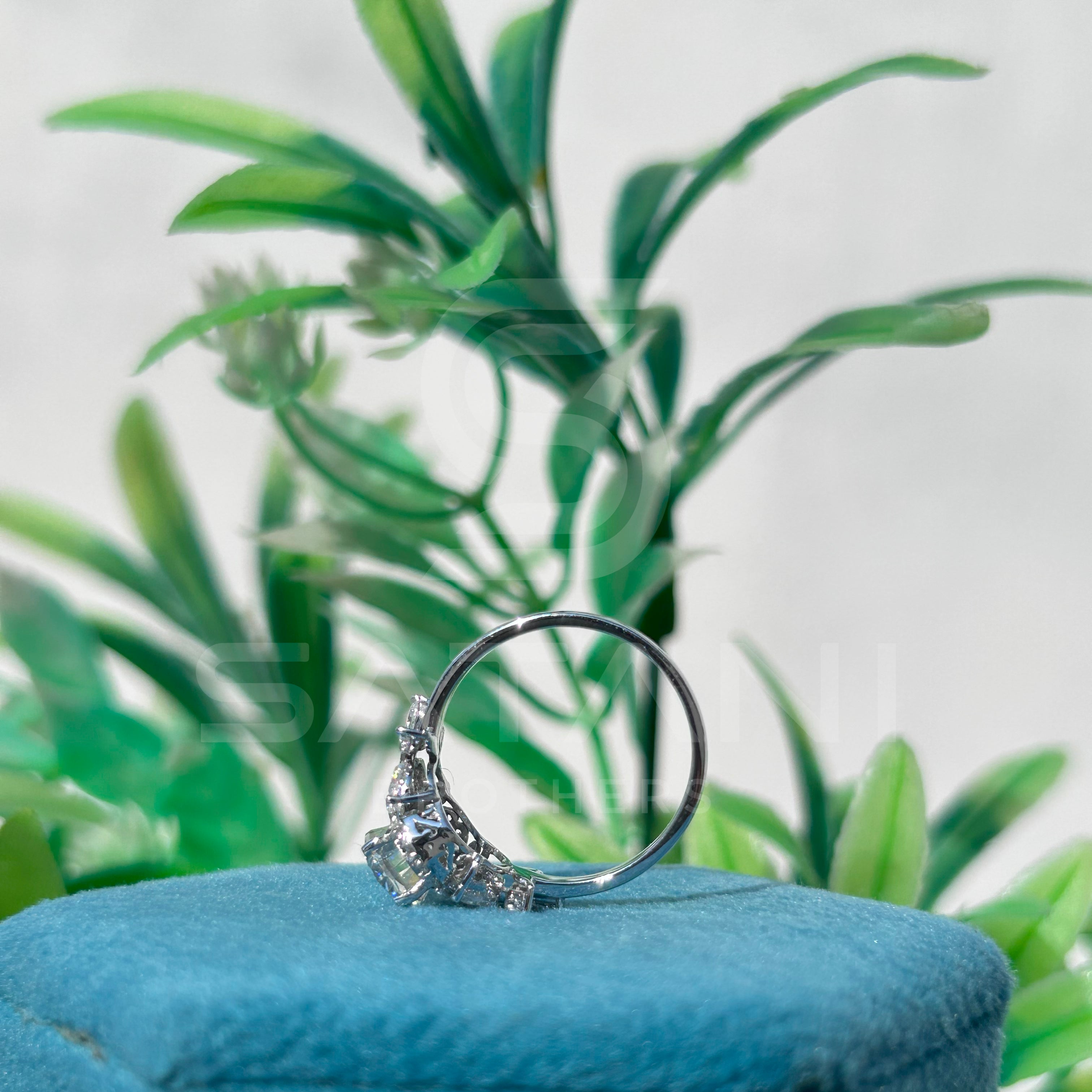 Oval Moissanite Floral Halo Engagement Ring – Marquise Petal Accents on Classic Shank