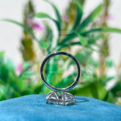 Eternal Duo Toi et Moi Ring – Emerald Cut & Pear Cut Diamonds in Platinum