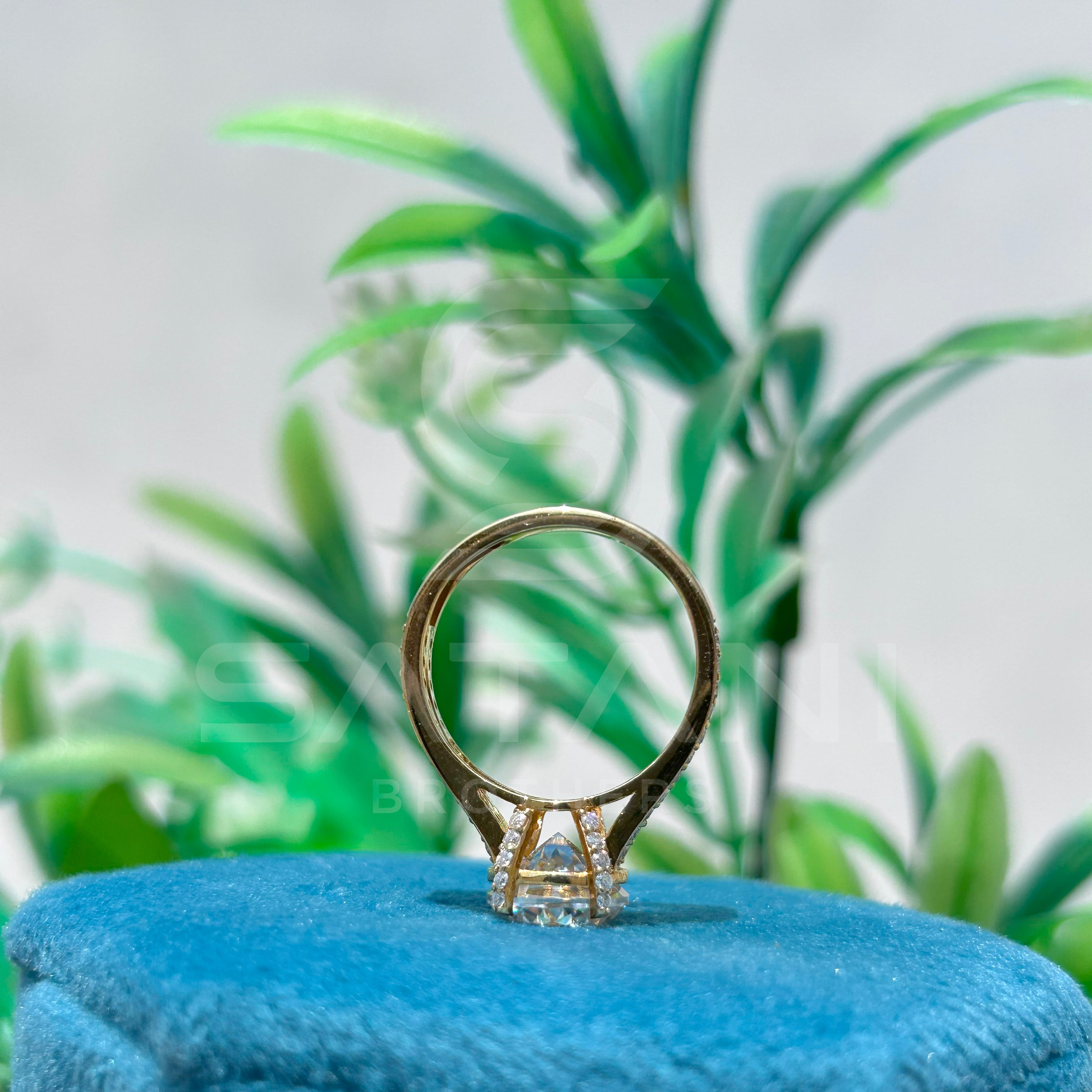 Round Brilliant Cut Diamond Engagement Ring with Double Pave Band in Yellow Gold