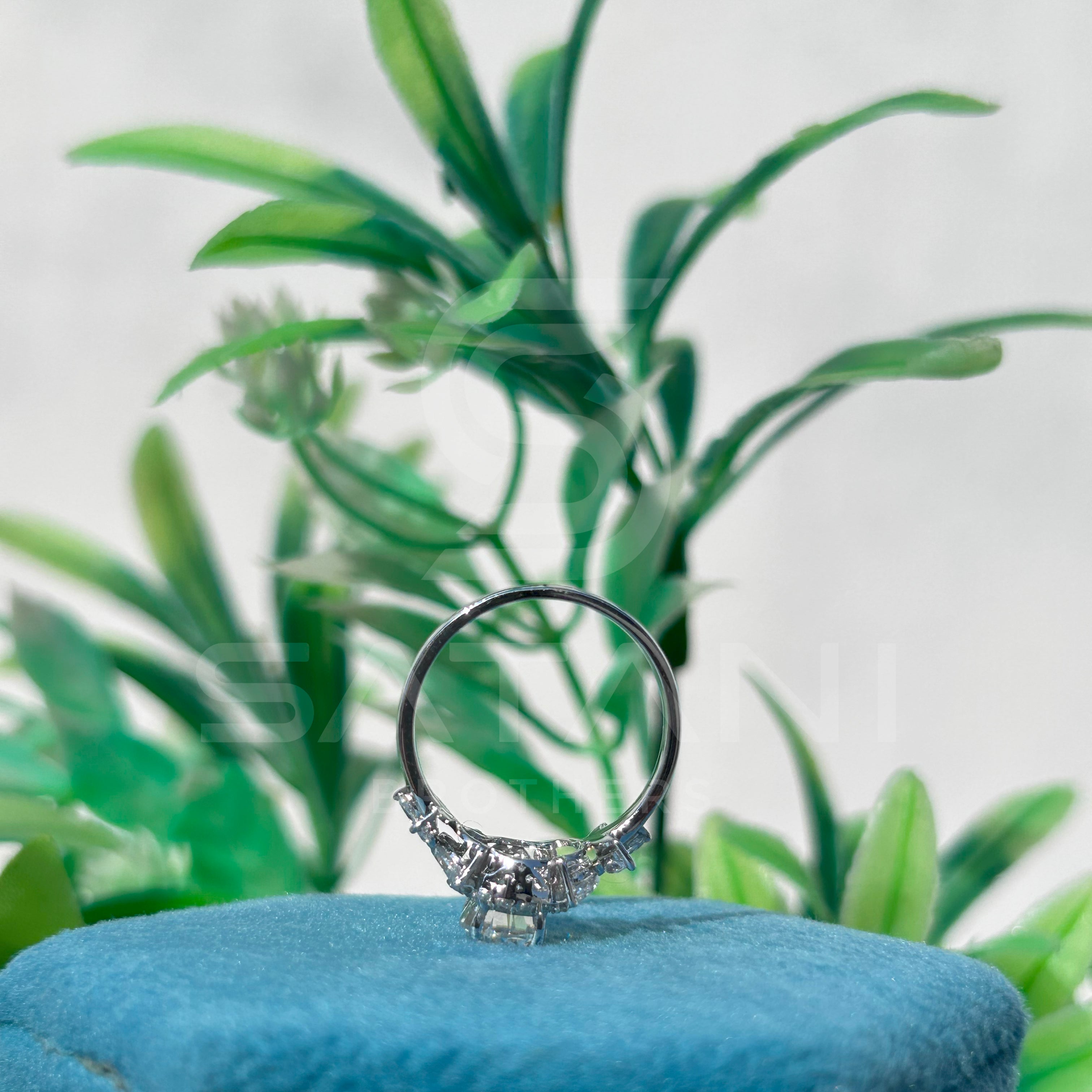Oval Moissanite Floral Halo Engagement Ring – Marquise Petal Accents on Classic Shank