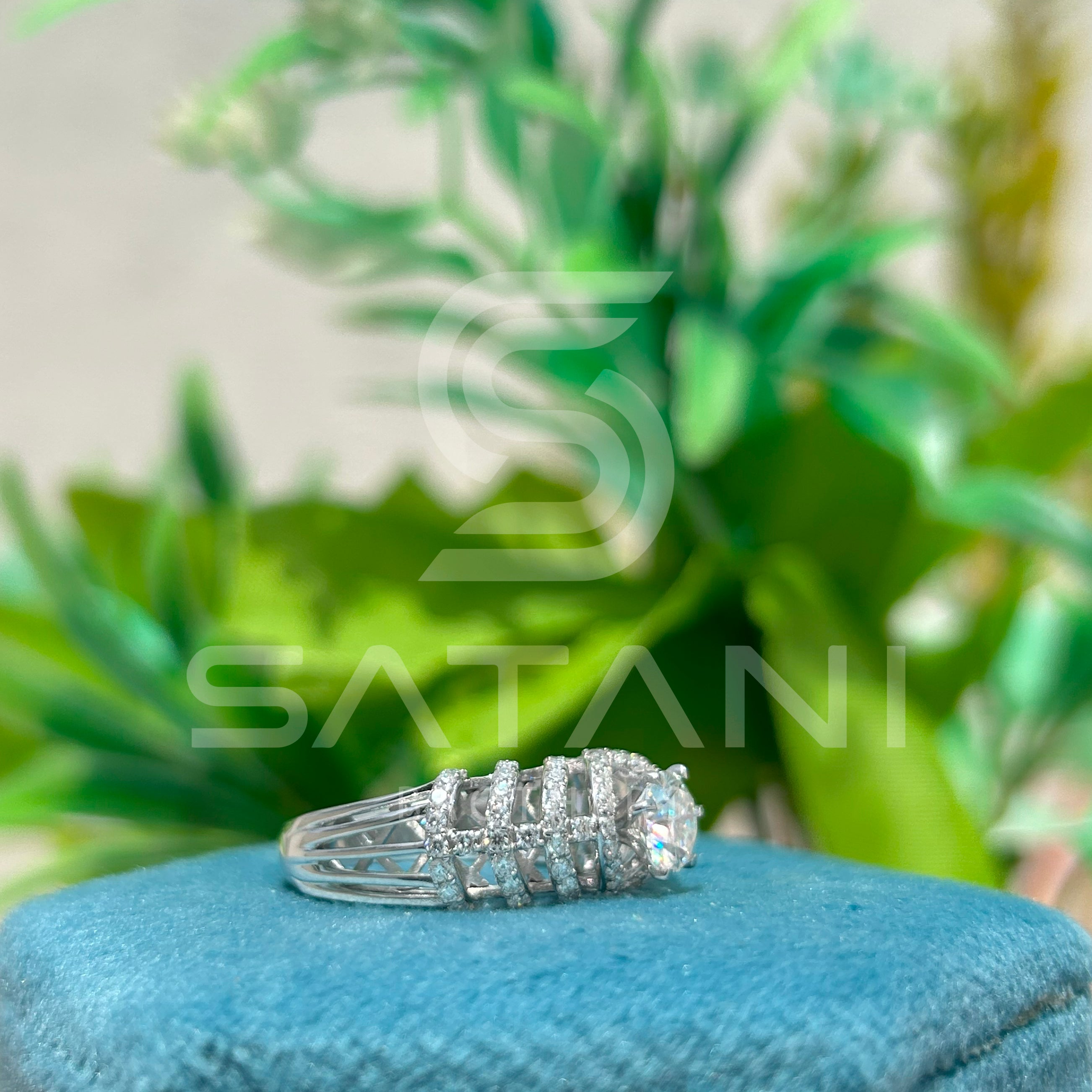 Eternal Crown Diamond Ring