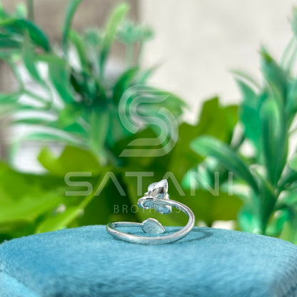 Sterling Silver Rose & Leaf Adjustable Ring – Nature-Inspired Floral Design