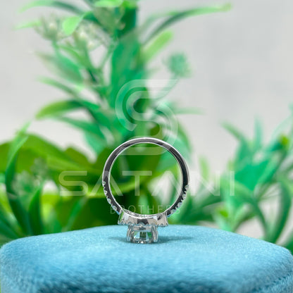 Oval Moissanite Engagement Ring 7x5mm – Halo Design with Side Stones, Classic Moissanite Wedding Ring, Dainty Promise Ring