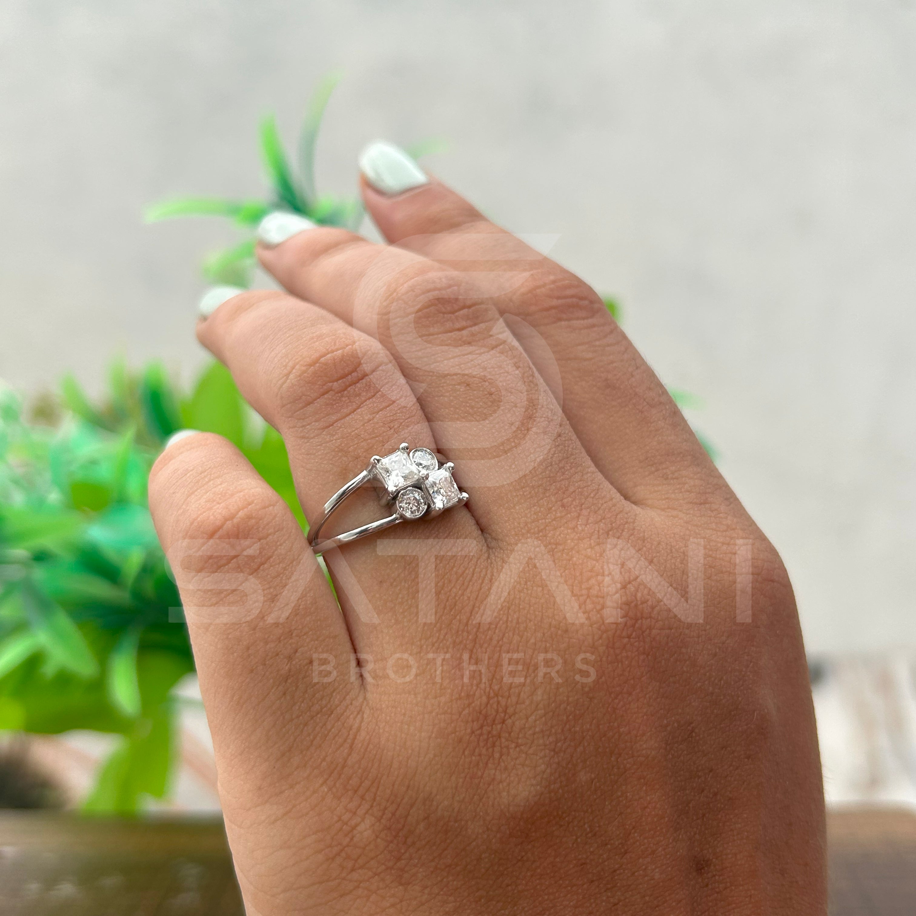 Modern Moissanite Cluster Ring | Princess & Round Cut Moissanite Ring | Unique 4-Stone Statement Ring | Minimalist Engagement Ring | 925 Silver