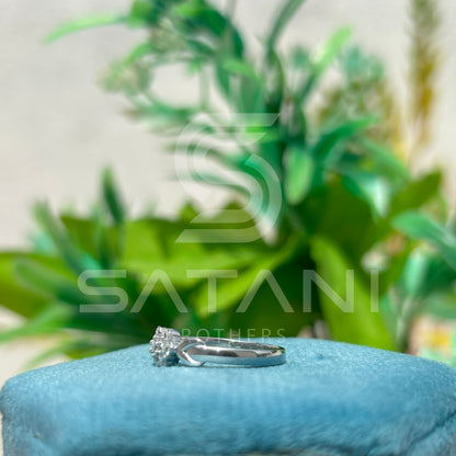 White Gold Diamond Cluster Ring with Twisted Shoulder Design – Elegant & Timeless