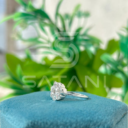 Elegant Diamond Cluster Flower Ring – Timeless Floral Design in White Gold