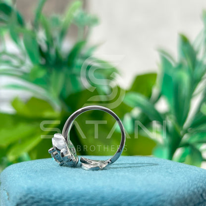 "Floral Bypass Diamond Ring – Adjustable Petal Design with Brilliant Round Center Stone"