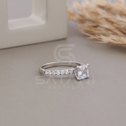 1 CT Princess cut Diamond Ring, VVS Diamond Accents – Wedding Ring