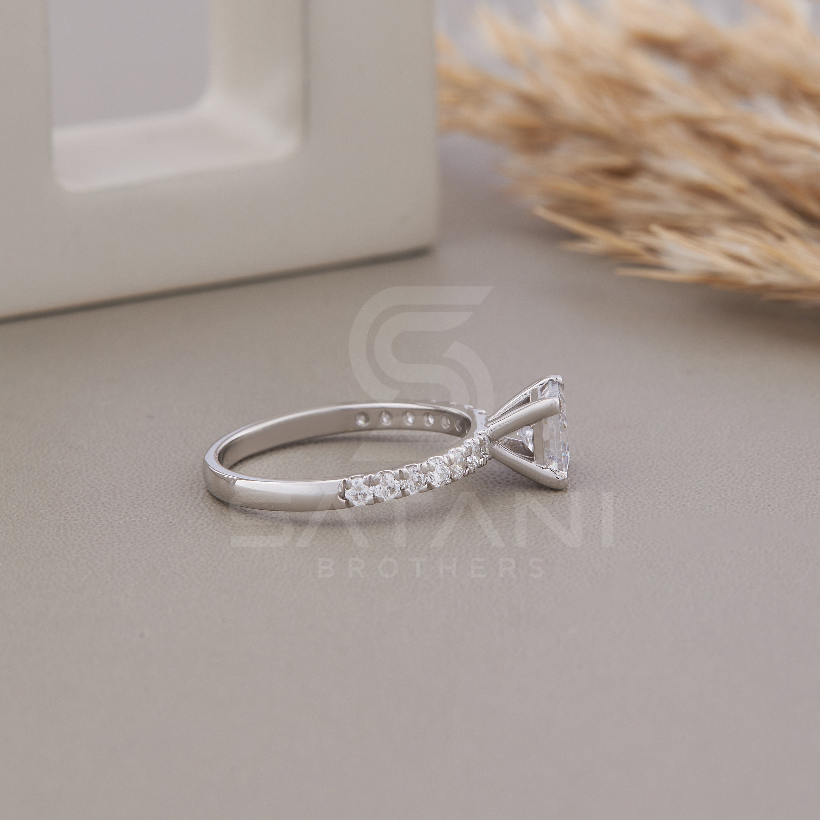 1 CT Princess cut Diamond Ring, VVS Diamond Accents – Wedding Ring