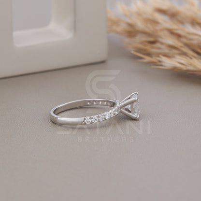 1 CT Princess cut Diamond Ring, VVS Diamond Accents – Wedding Ring