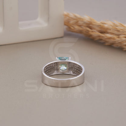 2.5 CT Cushion Cut Moissanite Engagement Ring
